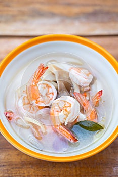 Tom Yum Goong - famous Thai food recipe