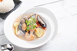 Tom Yum goong nam sai - Seafood Thai soup