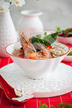 Tom yum soup