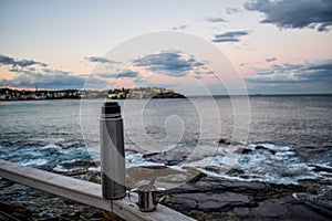 Tomando mate en Bondi beach photo