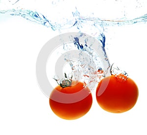 Tomato drop in water