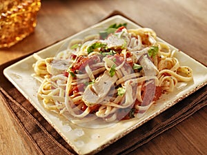 Tomato herb linguine