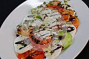 Tomato mozzarella salad