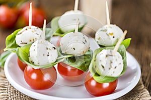 Tomato Mozzarella Salad with Basil