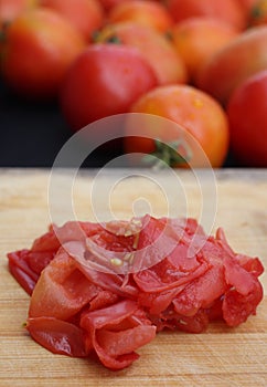 Tomato peeling