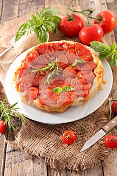 Tomato quiche, tart tatin