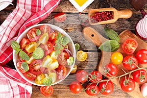 Tomato salad bowl