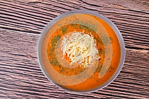Tomato soup with noodles