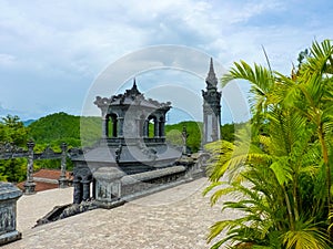 Tomb of Khai Dinh with Manadarin hnour guard