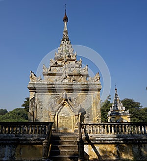 Tomb of Mindon Min King in Mandalay, Myanmar (Burma) photo