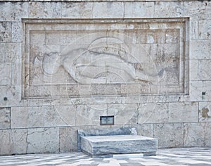 Tomb of the unknown soldier at presidential palace, athens, greece