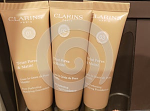Tone cream with matting and levelling action Teint Pores Matite from Clarins in perfume and cosmetics store on February 25, 2020