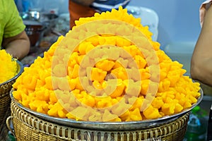 Tong YibTraditional Thai Dessert