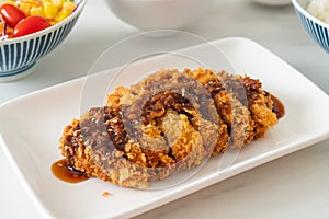 Tonkatsu - Japanese pork cutlet deep fried with rice set