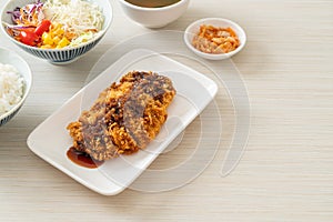 Tonkatsu - Japanese pork cutlet deep fried with rice set