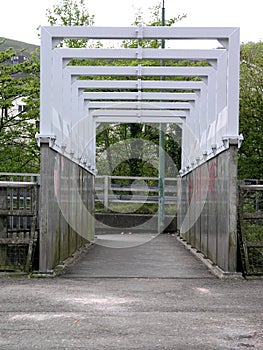 Tonypandy - The Station Footbridge