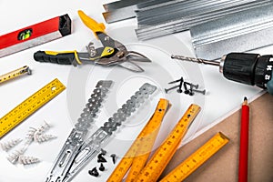 Tools and equipment for plasterboard mounting