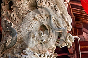 The top beam and pillar of the dragon relief sculpture in Chinese classical architecture