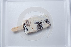 top down cookies and cream paleta