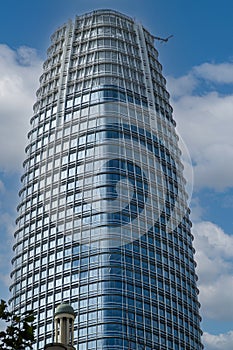 Top section of Salesforce skyscraper, San Francisco, CA, USA