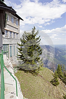 The top station of the Rax ropeway, Alp