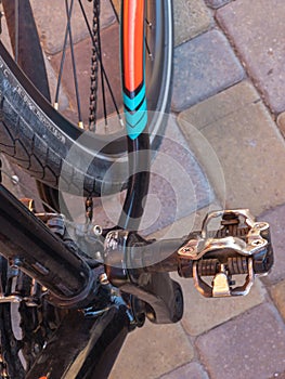 Top view on a bicycle frame with connecting-rod