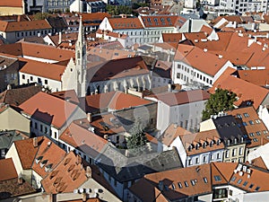 Pohled shora na bratislavské staré město