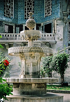 Topkapi palace garden photo