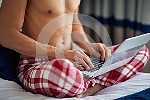 Topless sexy male searching porn websites