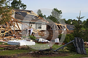 Tempesta danno casa distrutto secondo vento 