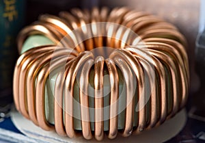 Toroidal inductance coil