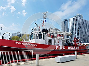 Fire rescue boat