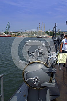 Torpedo apparatus on battleship