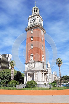 Torre monumental (English tower).