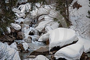 Torrent of cast iron at the end of winter