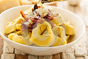 Tortelloni aglio e olio