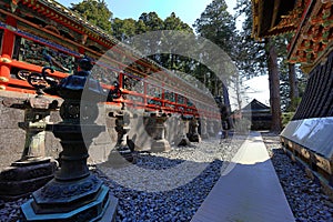 Toshogu Shrine ( 17th-century shrine honoring the first shogun and featuring colorful buildings)