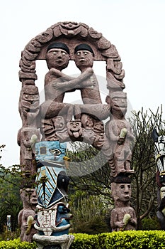 Totem pole photo