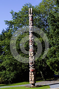 Totem Pole   845496