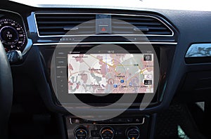 Touch multimedia system with application navigation on the screen in car.