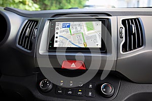 Touch multimedia system with application navigation on the scree