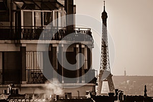 Tour Eiffel from roofs