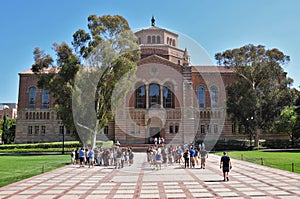 Tour of UCLA Campus