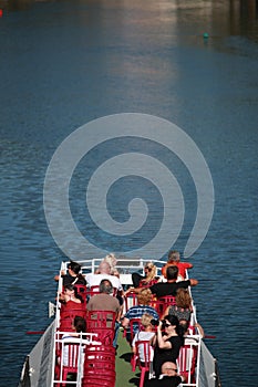 Tourisme en bateau mouche a BesanÃÂ§on