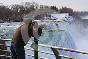 Tourist in Niagara Falls