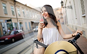 Tourist woman sightseeing in city