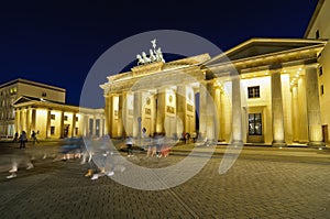 Turistas en la ciudad berlina 