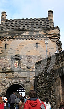 Tourists Edinburgh castle