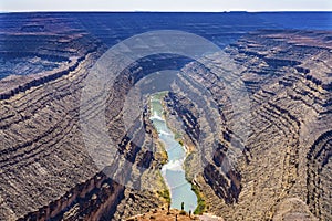 Tourists Great Goosenecks Rock Formation San Juan River Mexican Hat Utah