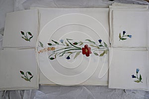 Tovaglia ricamata vintage